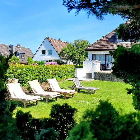 Moderne 1 Im Haffkrug Mit Terrasse, Gartenblick Und Parkplatz In Ruhiger Lage 아파트 *